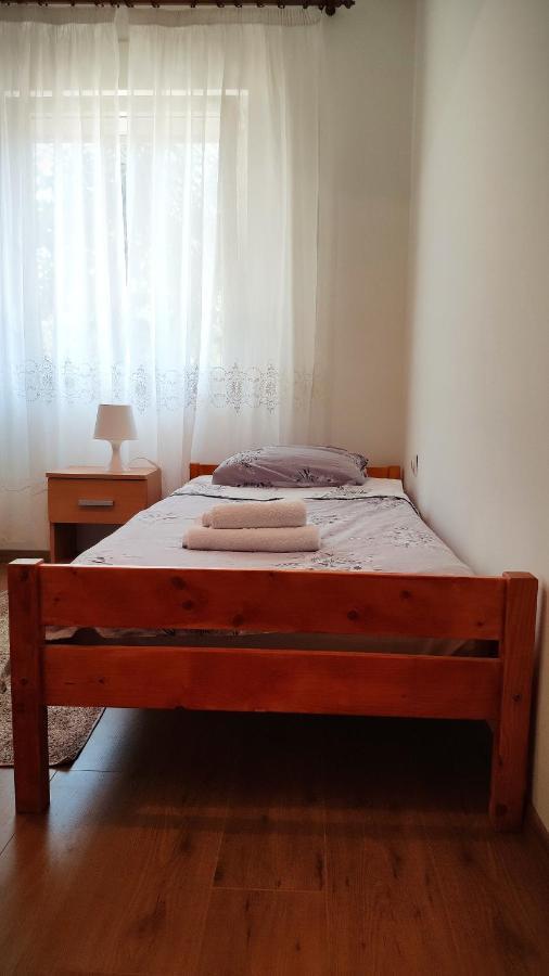 Apartman "Lima" Appartement Pula Buitenkant foto